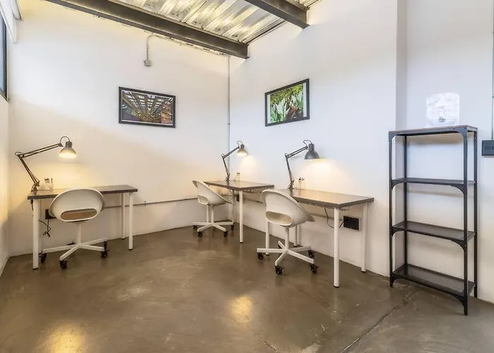L202 Ac Panoramic Rooftop Views Apartment